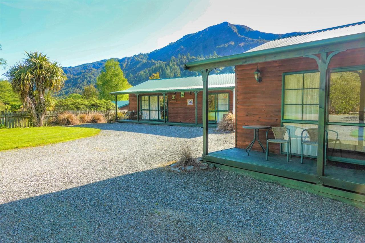 Kiwi Park Motels Murchison Exteriör bild