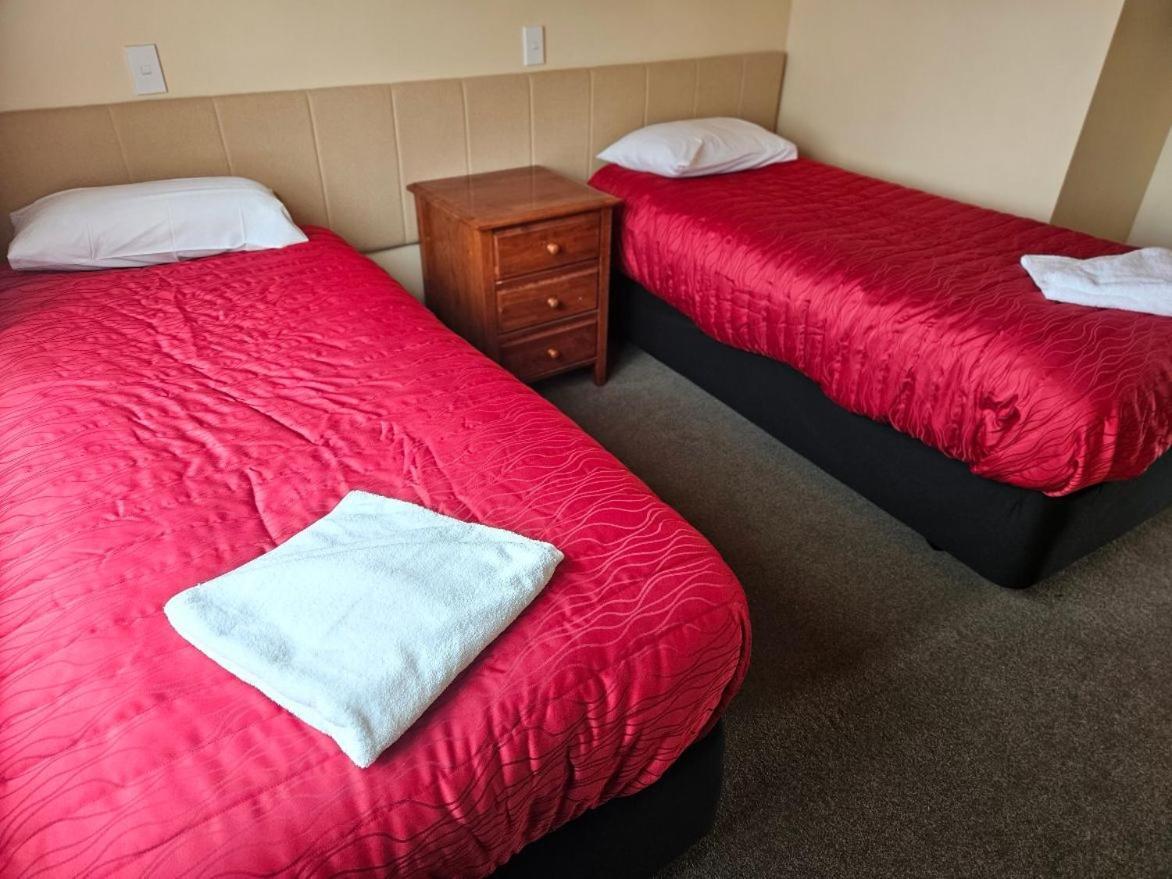 Kiwi Park Motels Murchison Exteriör bild