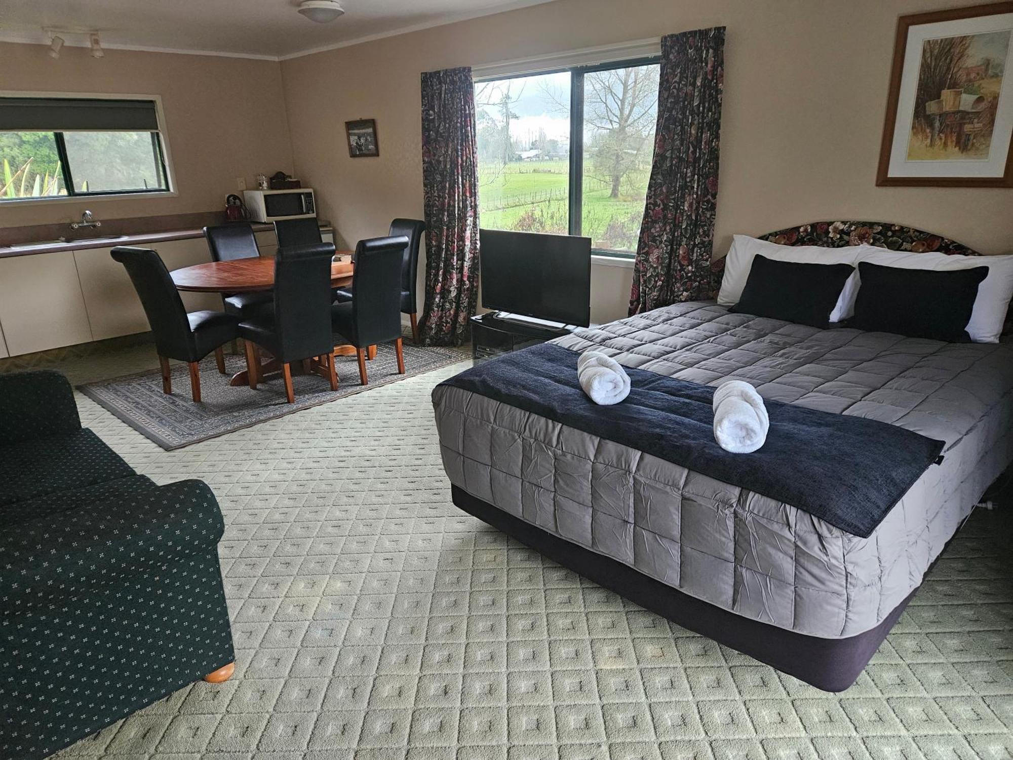 Kiwi Park Motels Murchison Exteriör bild