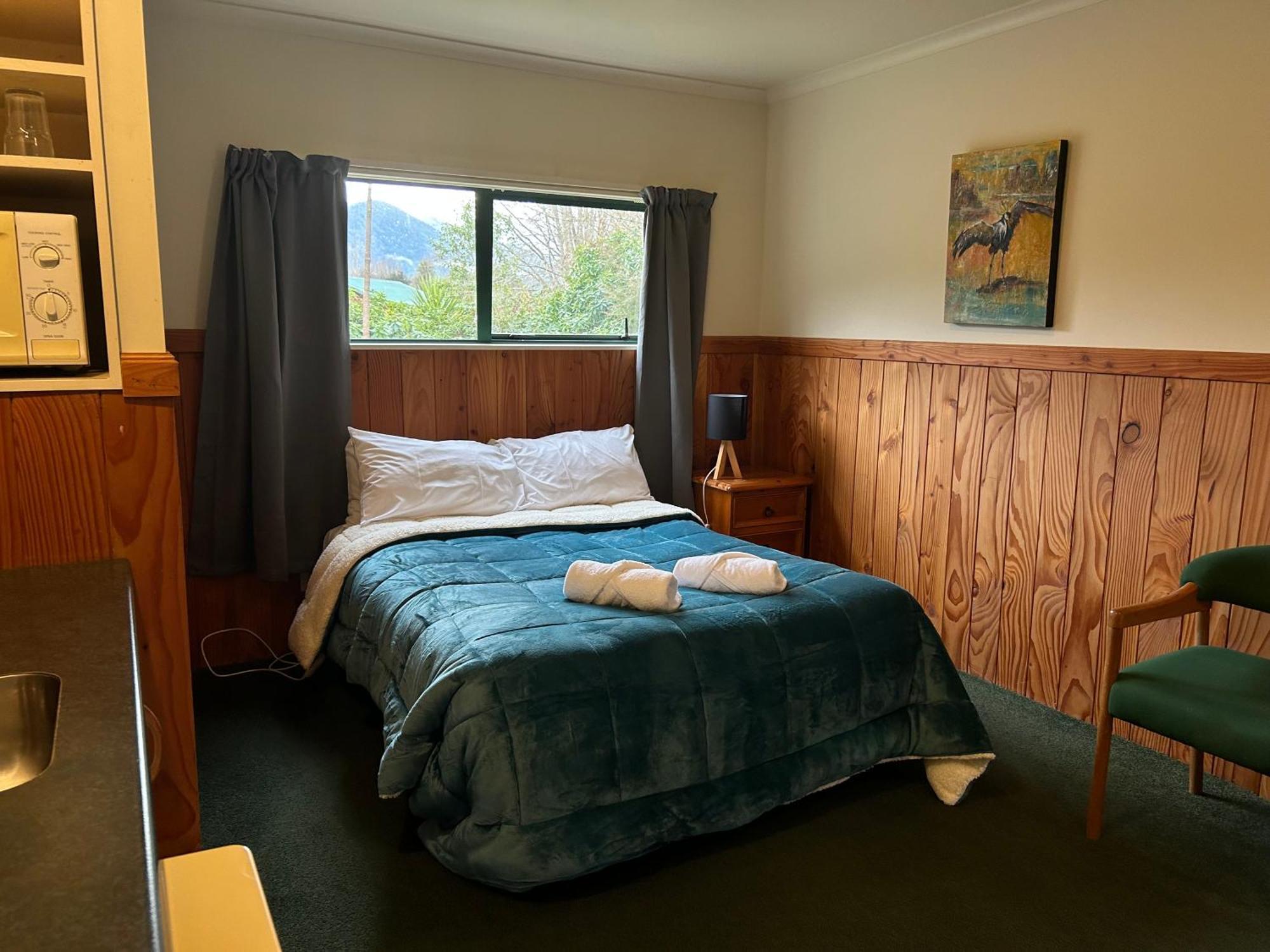 Kiwi Park Motels Murchison Exteriör bild