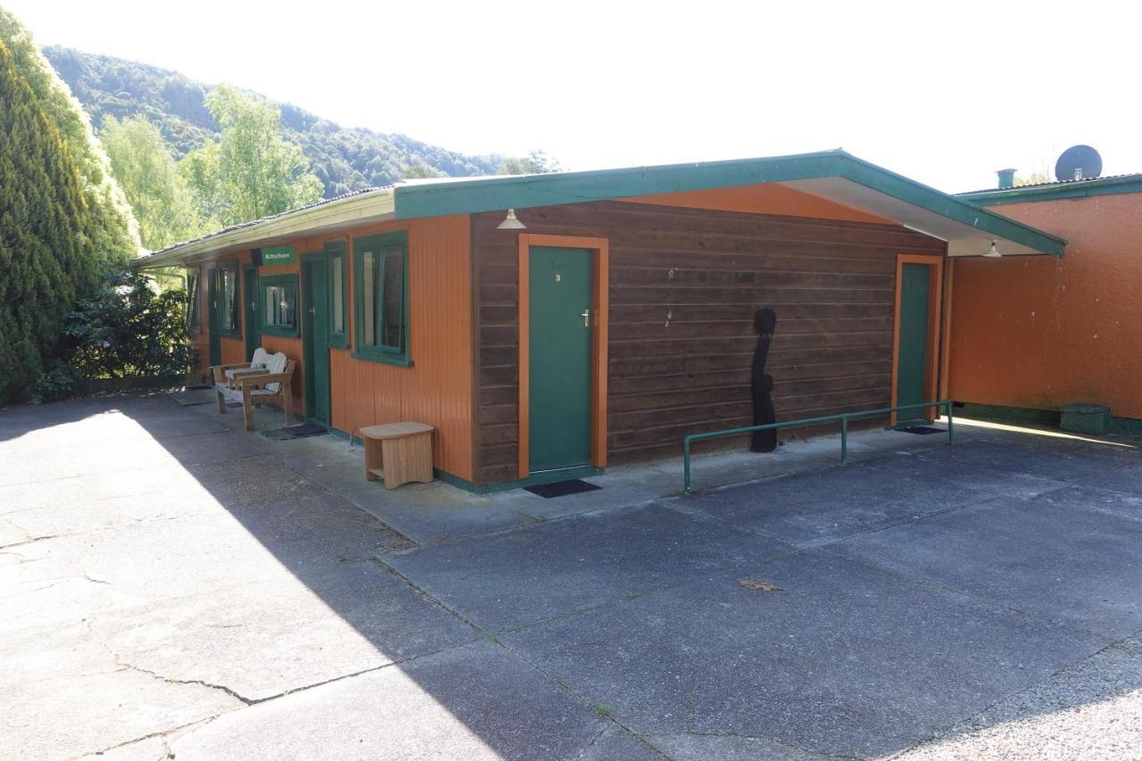 Kiwi Park Motels Murchison Exteriör bild
