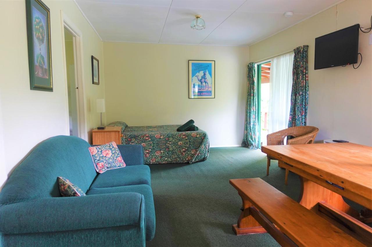 Kiwi Park Motels Murchison Exteriör bild